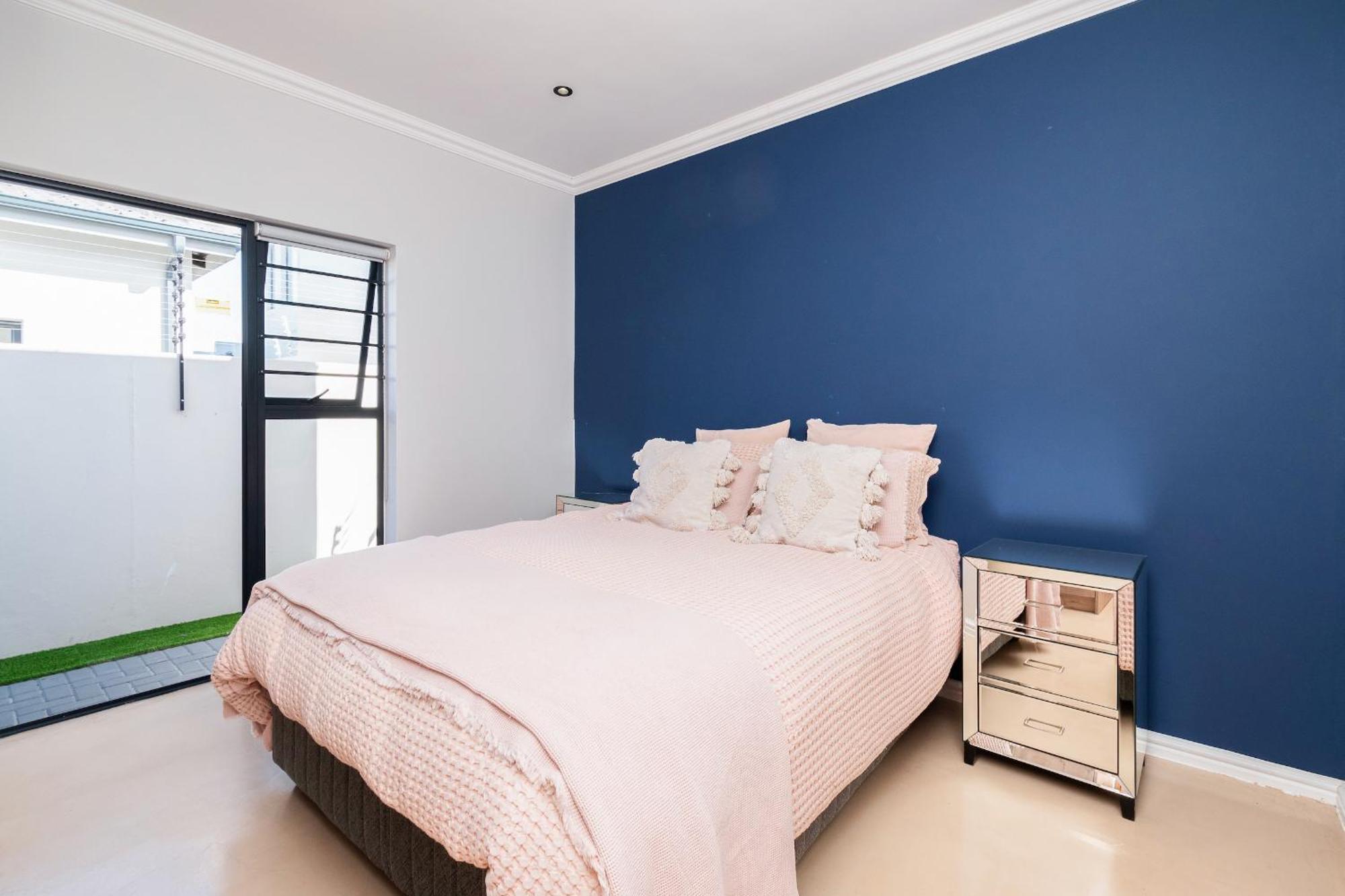 Precious - With Uninterrupted Power Supply * Cape Town