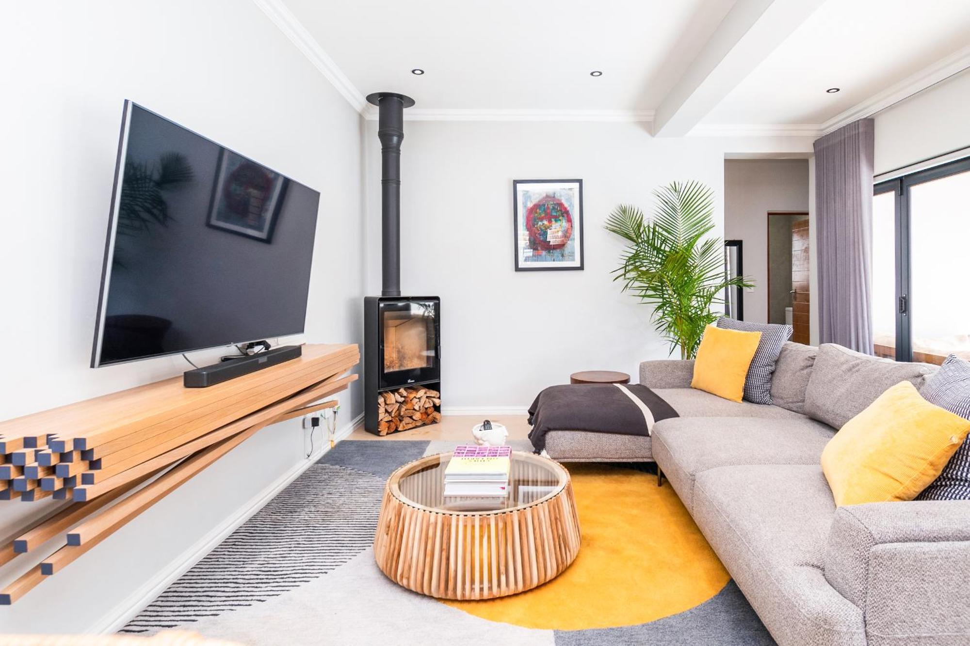 Apartment Precious - With Uninterrupted Power Supply *
