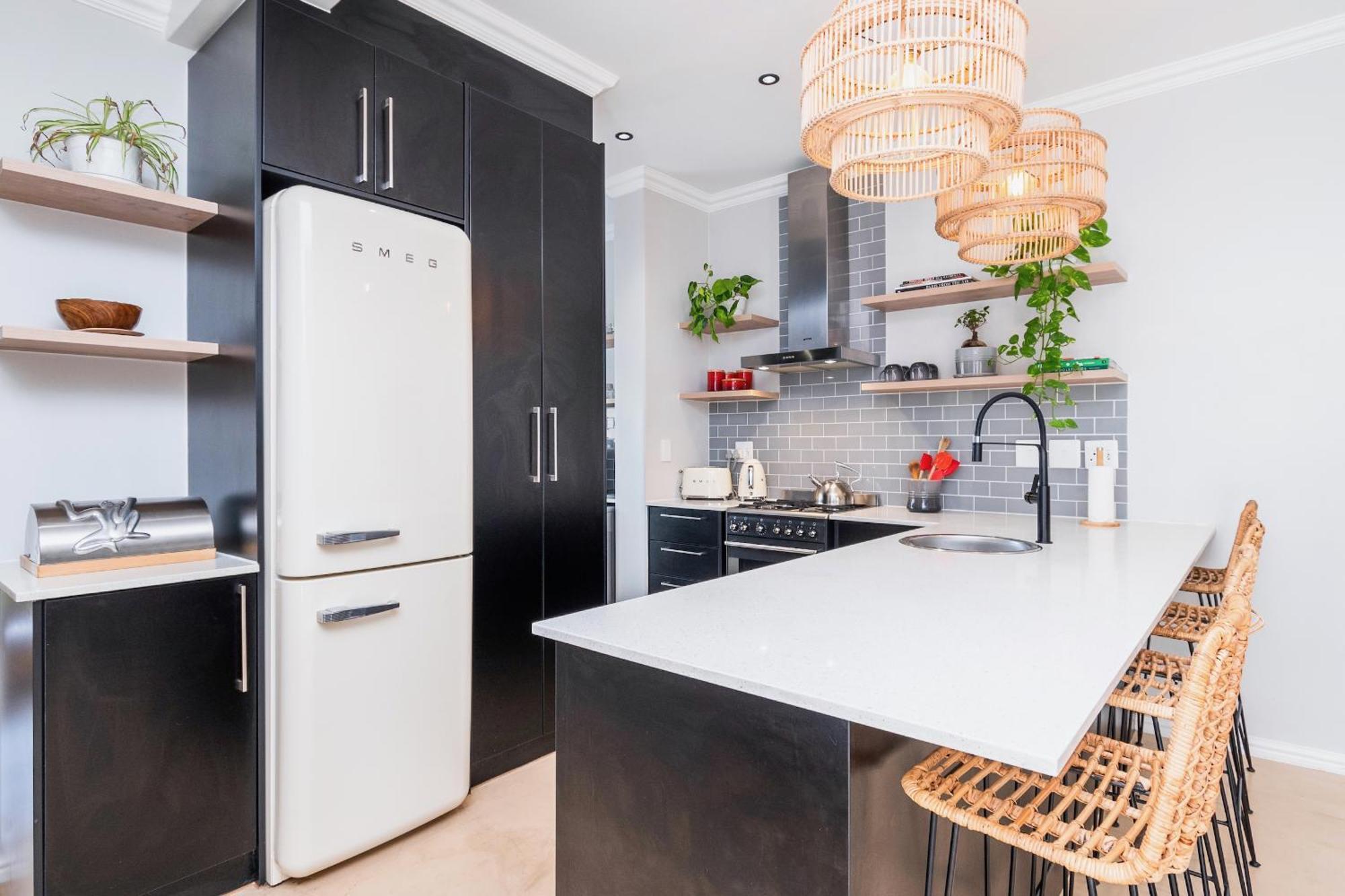 Precious - With Uninterrupted Power Supply Apartment