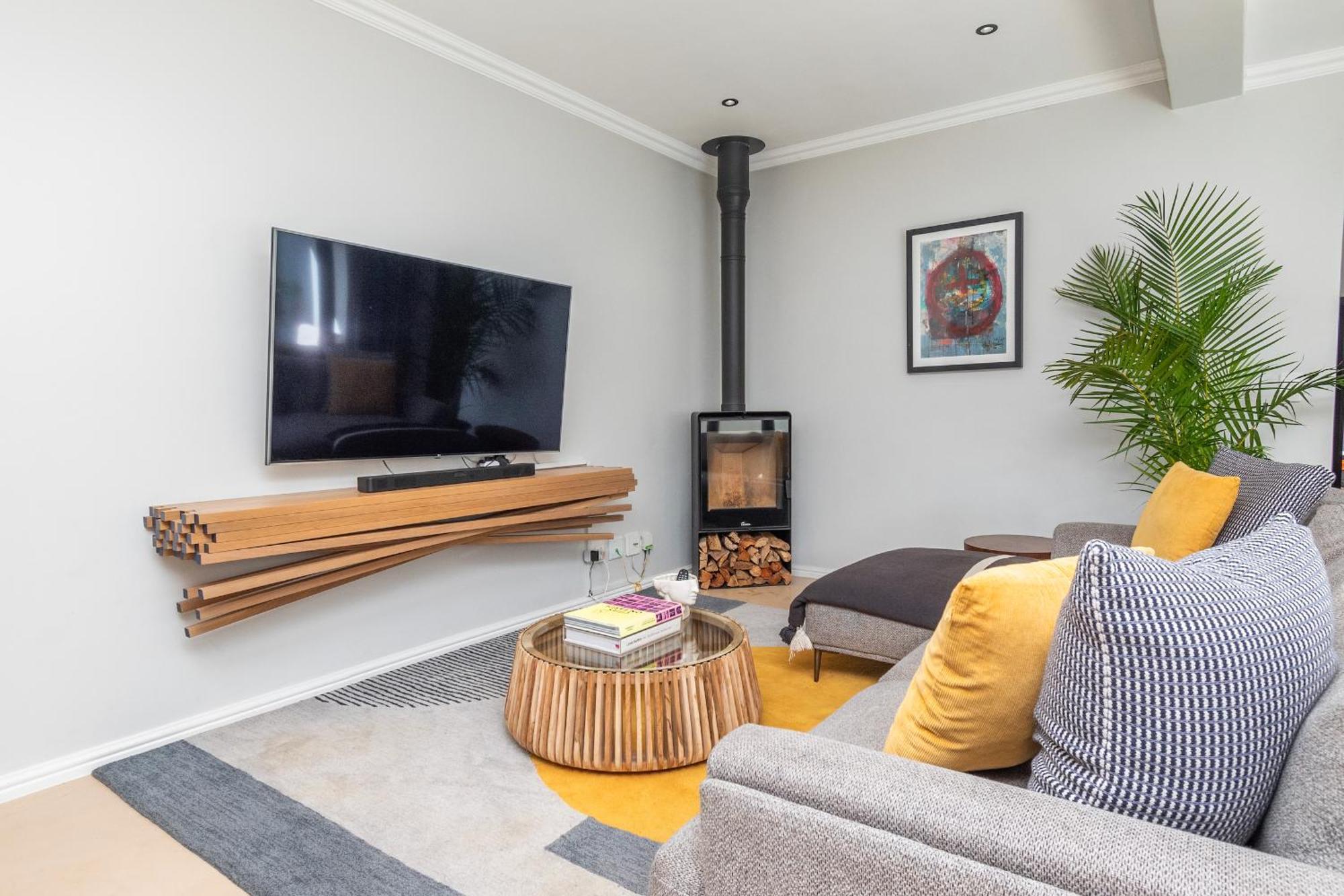 Precious - With Uninterrupted Power Supply Apartment *